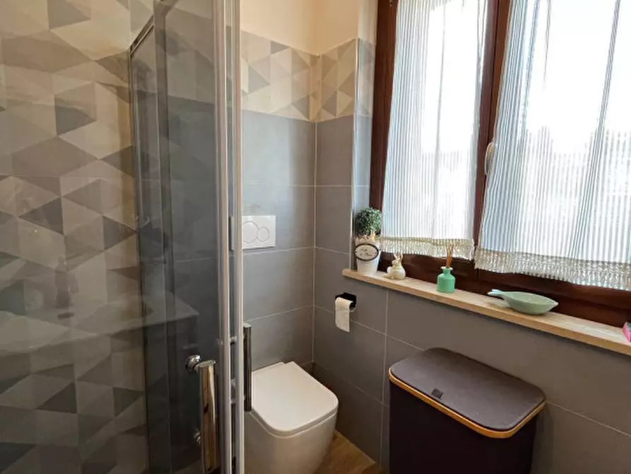 Immagine 11 di Appartamento in vendita  in Via dei Donatori a Castiglione Del Lago