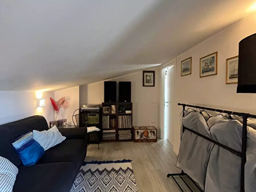 Immagine 14 di Appartamento in vendita  in Via dei Donatori a Castiglione Del Lago