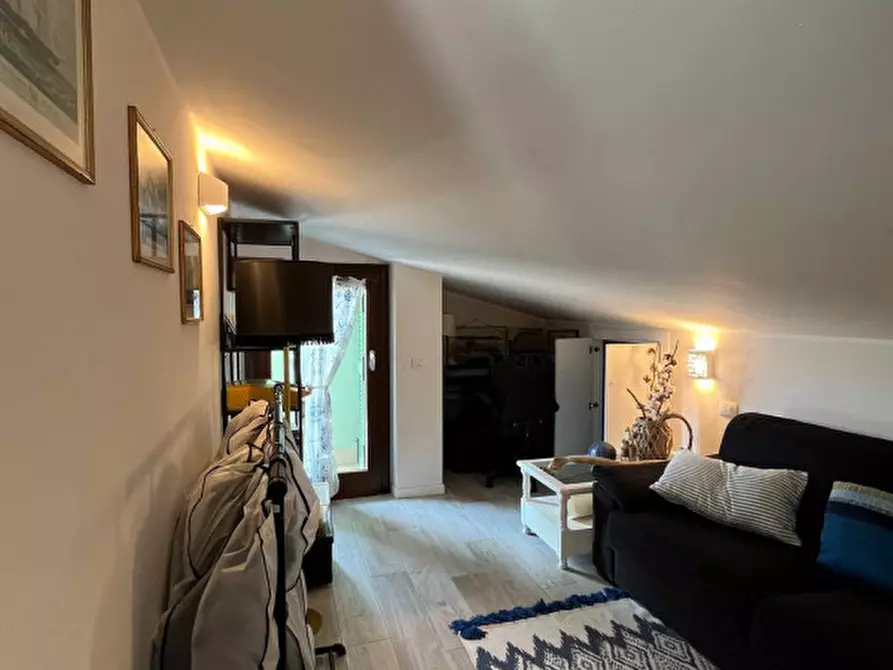 Immagine 15 di Appartamento in vendita  in Via dei Donatori a Castiglione Del Lago