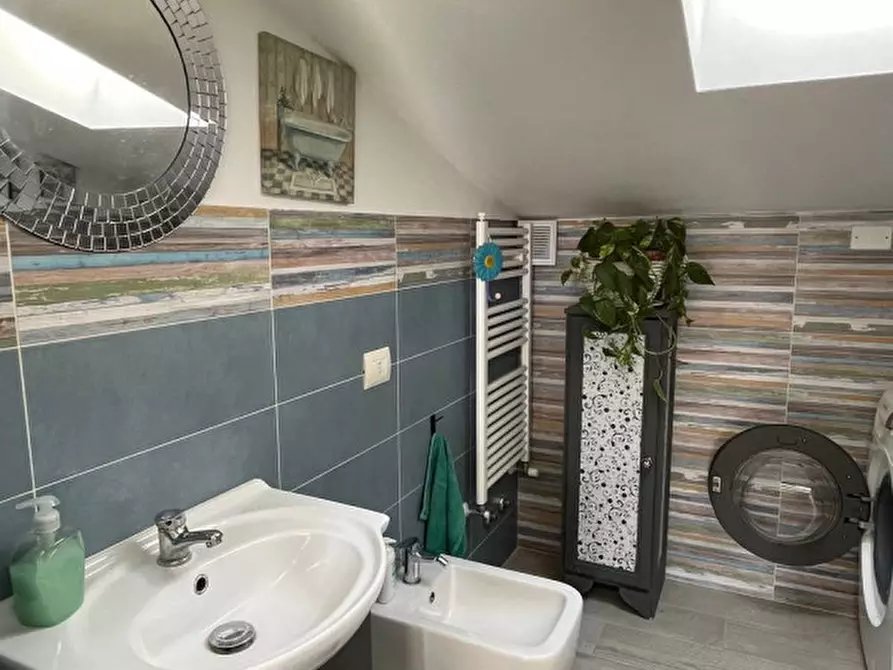 Immagine 27 di Appartamento in vendita  in Via dei Donatori a Castiglione Del Lago