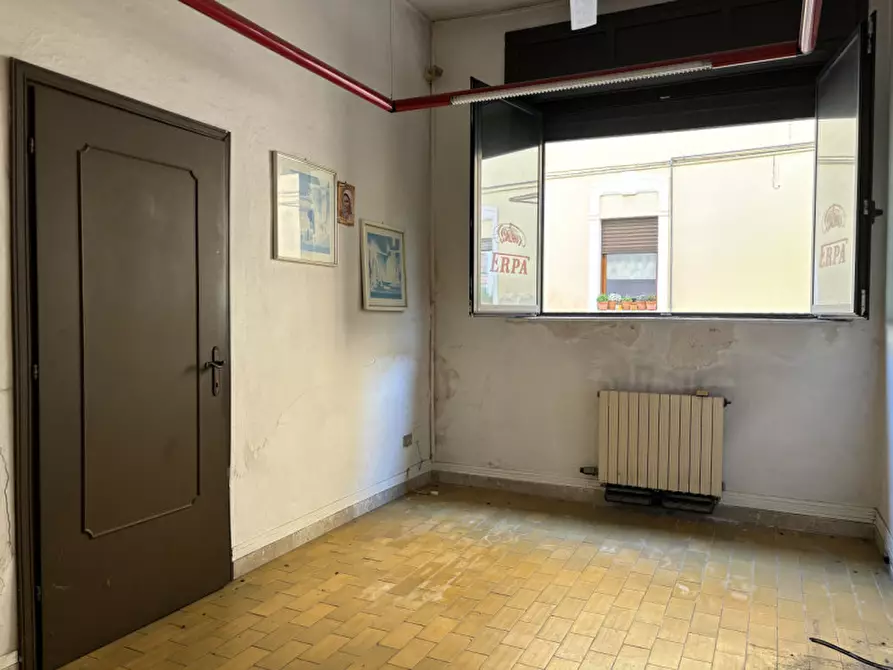 Immagine 4 di Laboratorio in vendita  in Via Pietro Cossali a Verona