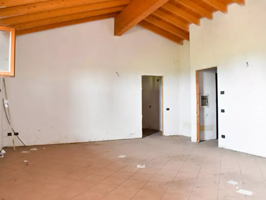 Immagine 30 di Villetta a schiera in vendita  a Torbole Casaglia