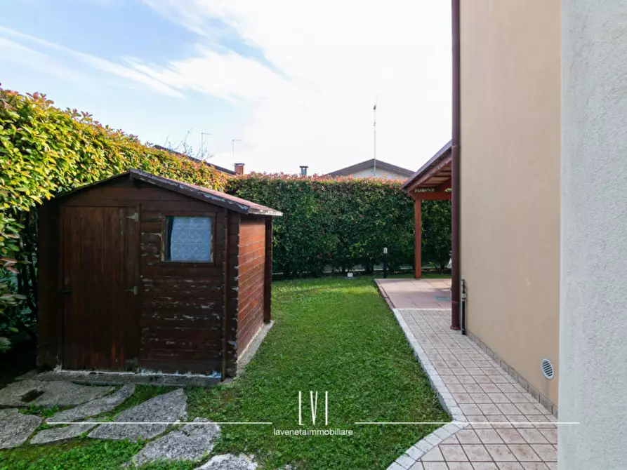 Immagine 11 di Villetta a schiera in vendita  in Via Misurina 88 a San Donà Di Piave