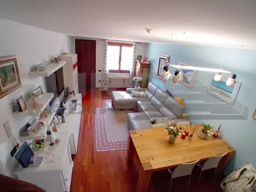 Immagine 4 di Villetta a schiera in vendita  in Via Roma a Casier