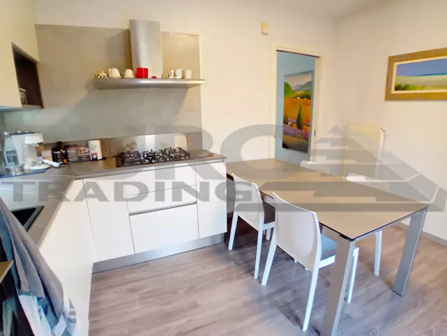 Immagine 8 di Villetta a schiera in vendita  in Via Roma a Casier