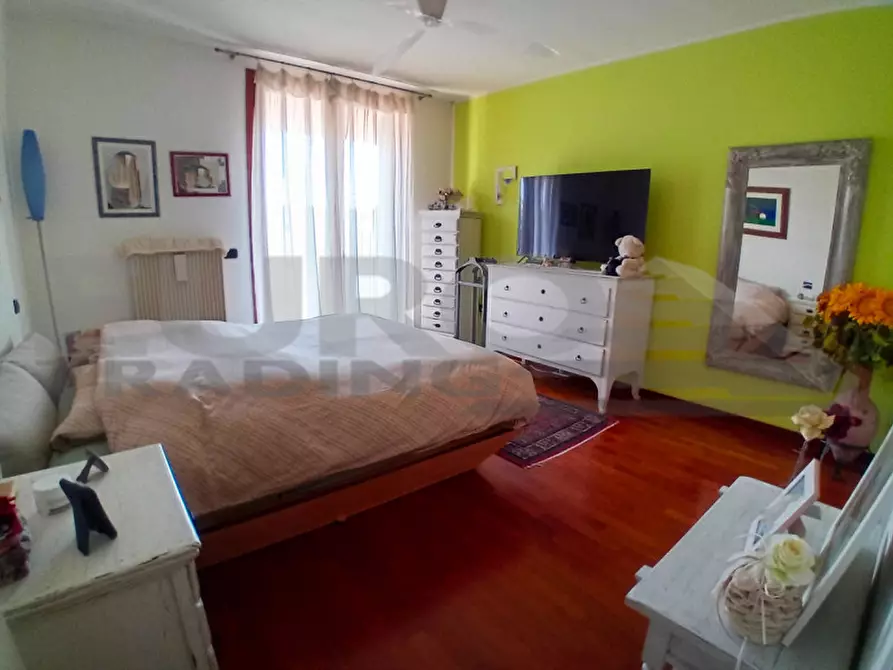 Immagine 12 di Villetta a schiera in vendita  in Via Roma a Casier