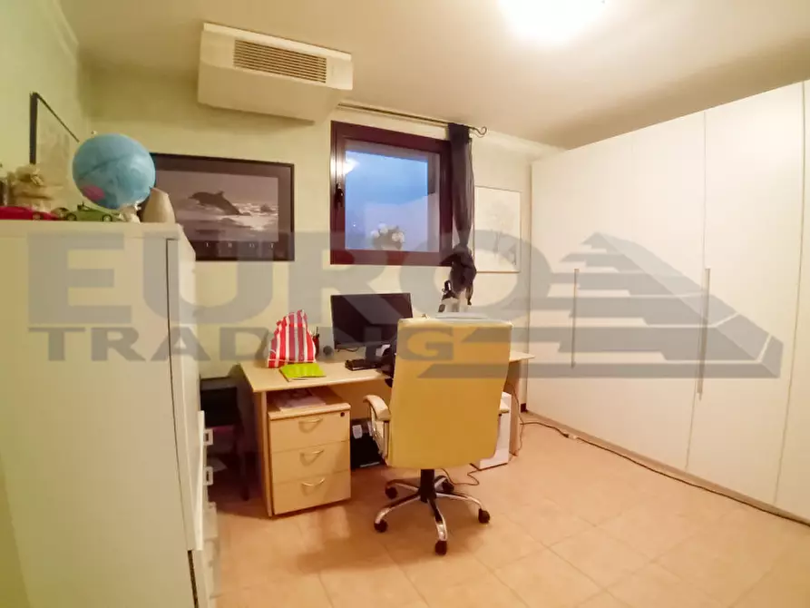 Immagine 37 di Villetta a schiera in vendita  in Via Roma a Casier