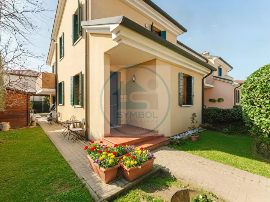 Immagine 5 di Casa trifamiliare in vendita  in Via Rossignago a Spinea