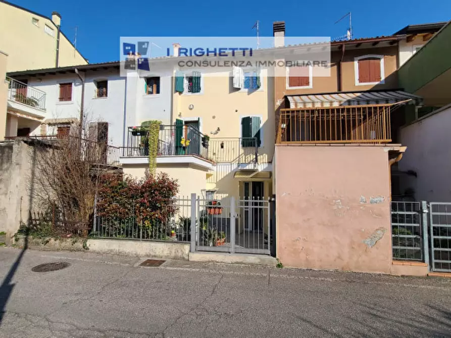 Immagine 2 di Villetta a schiera in vendita  in Via della Filanda a Bussolengo