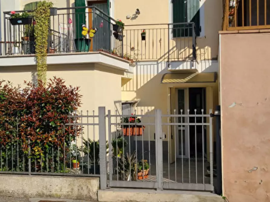 Immagine 3 di Villetta a schiera in vendita  in Via della Filanda a Bussolengo