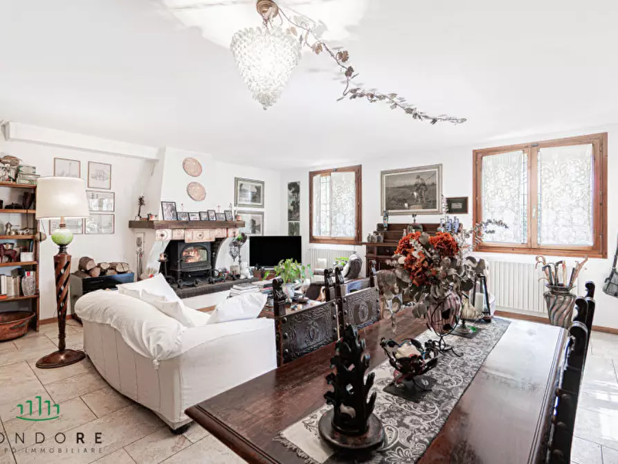 Immagine 1 di Casa bifamiliare in vendita  in via di casale 4 a Pianoro