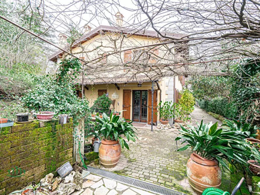 Immagine 2 di Casa bifamiliare in vendita  in via di casale 4 a Pianoro