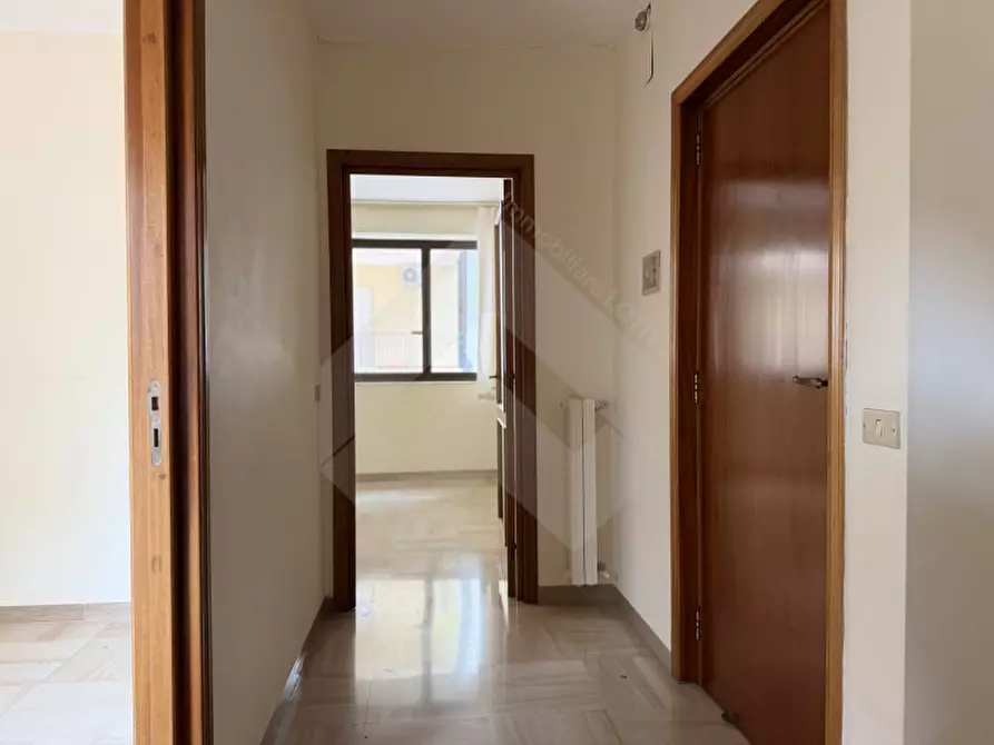 Immagine 5 di Ufficio in affitto  in Galleria Di Via Giovanni Boccaccio a Andria