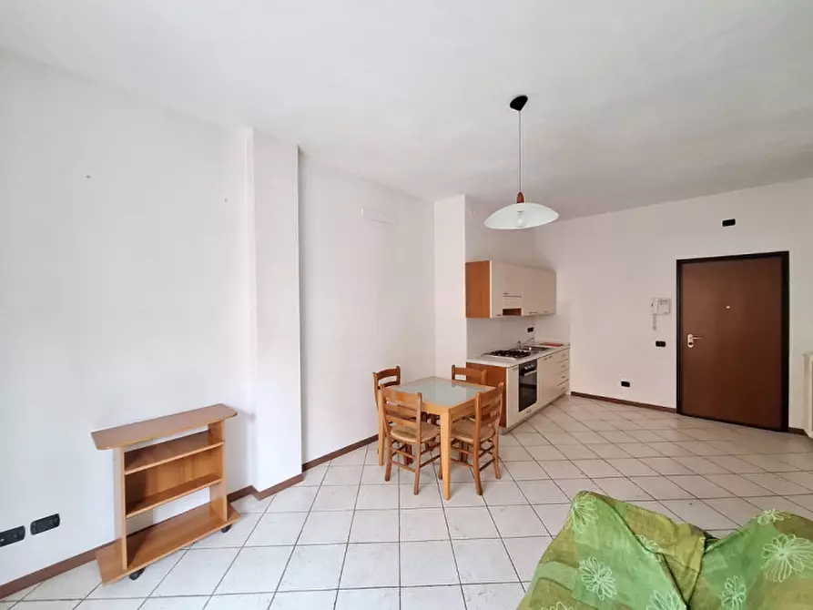 Immagine 4 di Appartamento in vendita  in Corso del Popolo a Rovigo