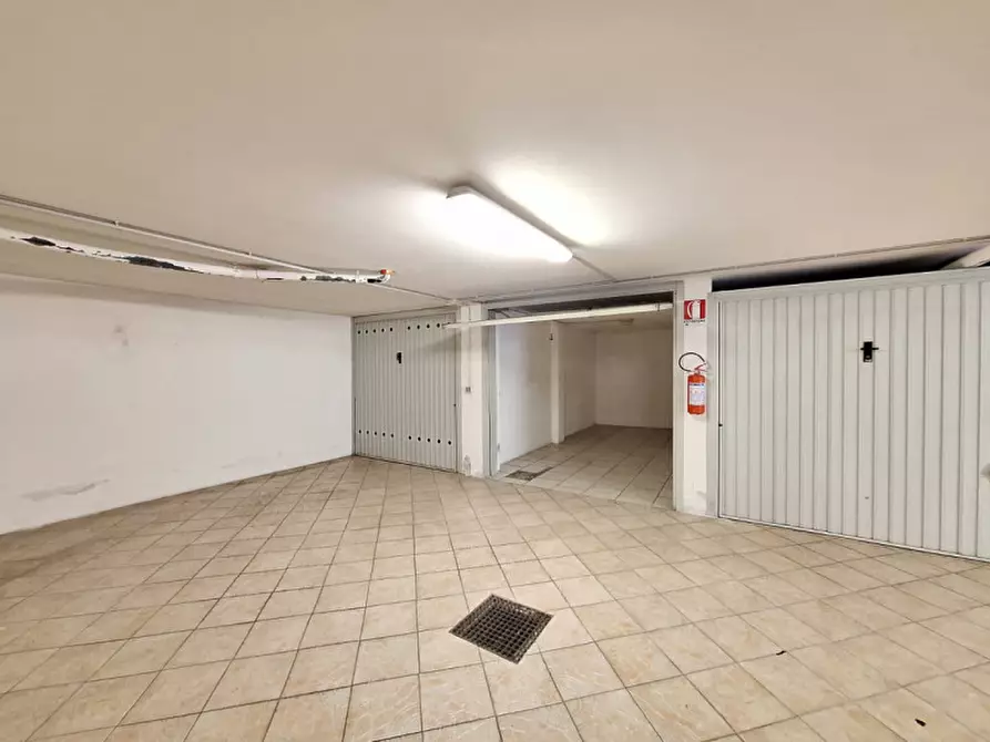 Immagine 15 di Appartamento in vendita  in Corso del Popolo a Rovigo