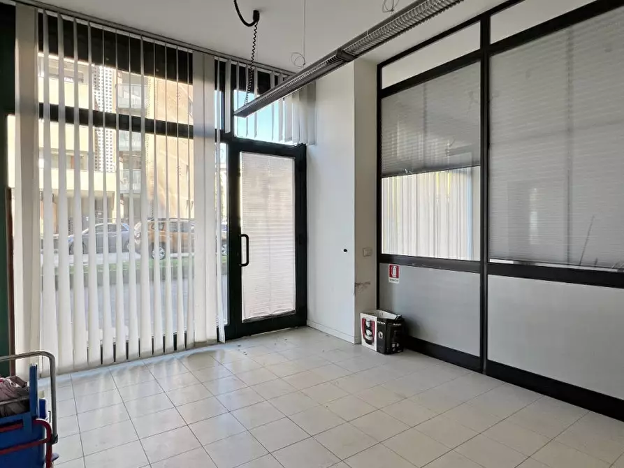 Immagine 12 di Negozio in affitto  in Via dei Cappuccini a Vicenza