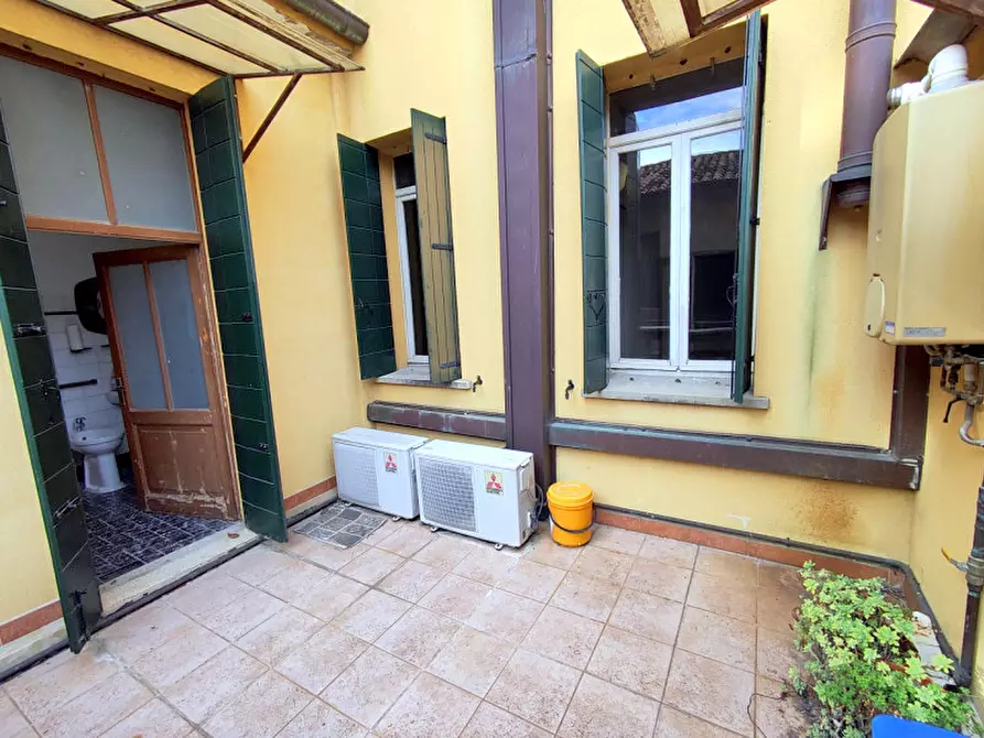 Immagine 17 di Appartamento in vendita  in Via San Francesco a Padova