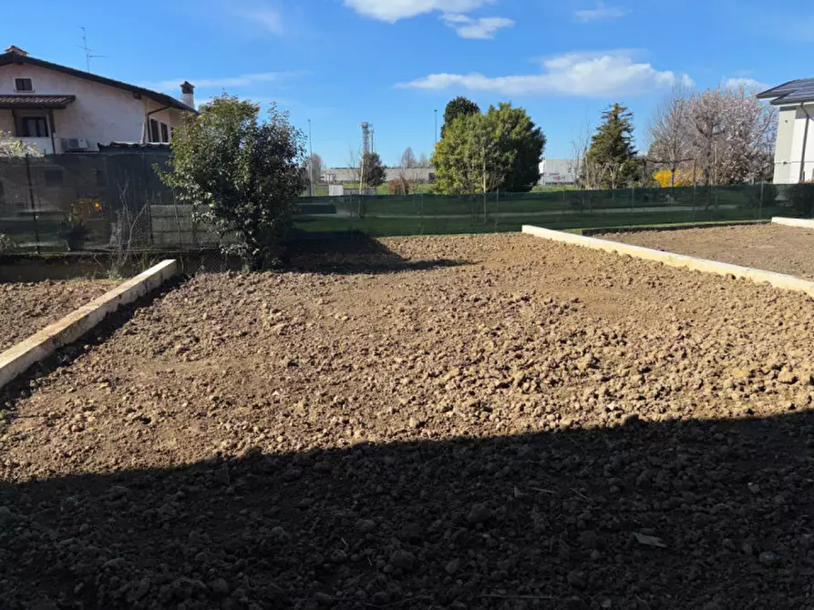 Immagine 2 di Casa quadrifamiliare in vendita  in Viale Trieste a Fiume Veneto