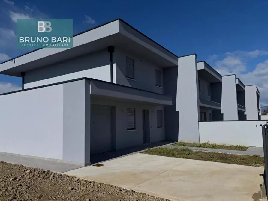 Immagine 2 di Casa quadrifamiliare in vendita  in Viale Trieste a Fiume Veneto