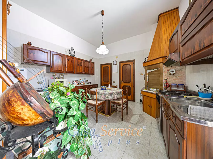 Immagine 12 di Casa indipendente in vendita  in Via Casa Savoia a Parabita