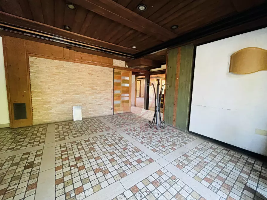 Immagine 6 di Negozio in vendita  in Via Rigotti a Cadoneghe