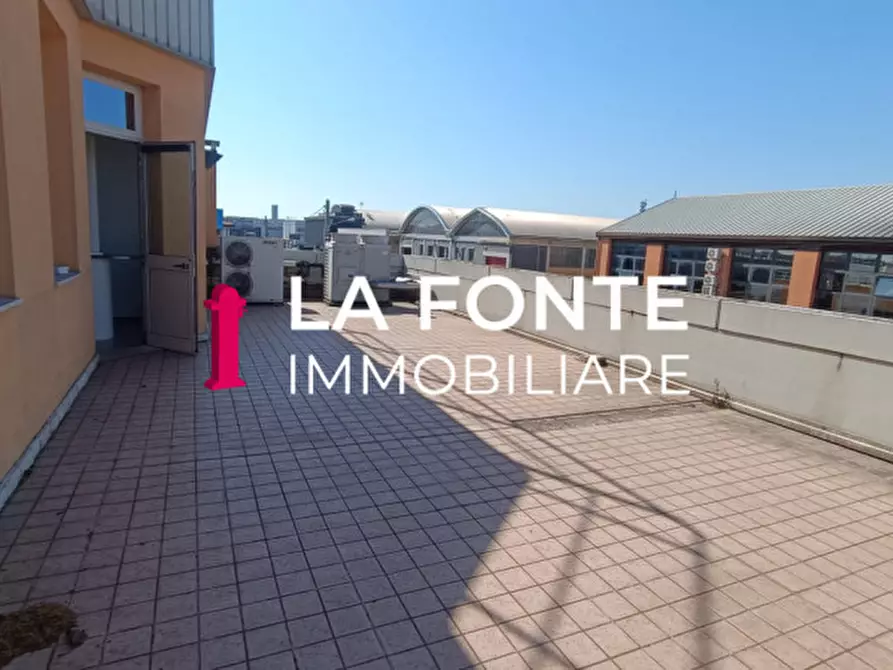 Immagine 17 di Ufficio in affitto  in Corso Stati Uniti a Padova