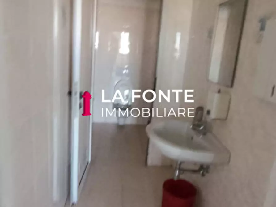 Immagine 19 di Ufficio in affitto  in Corso Stati Uniti a Padova