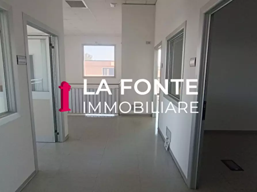 Immagine 26 di Ufficio in affitto  in Corso Stati Uniti a Padova