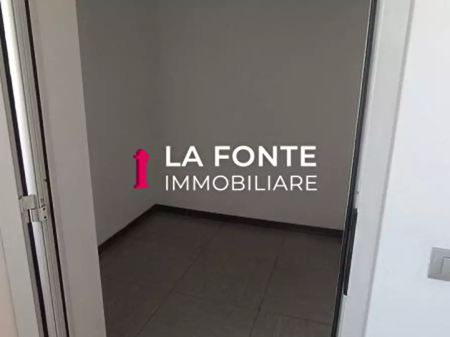 Immagine 27 di Ufficio in affitto  in Corso Stati Uniti a Padova