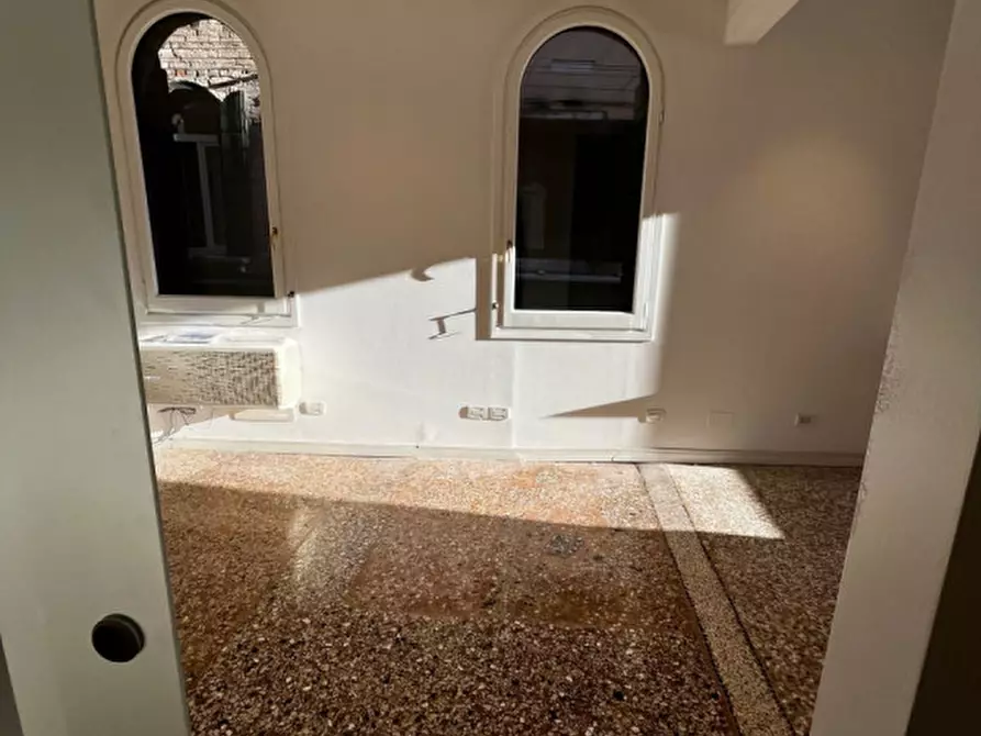 Immagine 7 di Ufficio in affitto  in PONTE DI RIALTO a Venezia