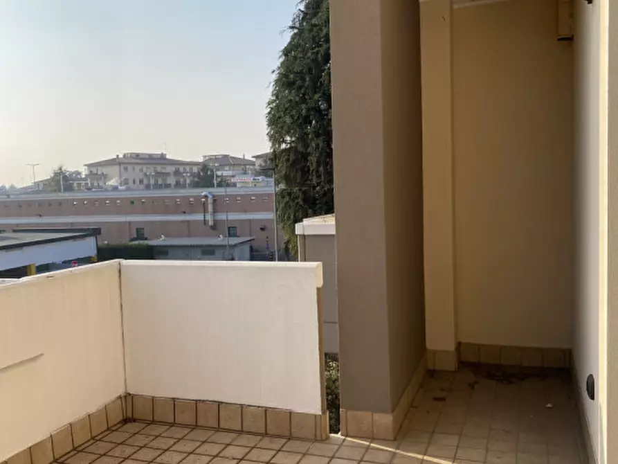 Immagine 10 di Appartamento in vendita  in tiziano vecellio a Padova