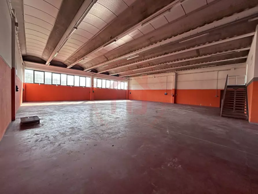 Immagine 2 di Magazzino in affitto  in Via dell'industria 2 a Montegalda