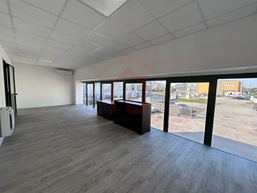 Immagine 18 di Magazzino in affitto  in Via dell'industria 2 a Montegalda