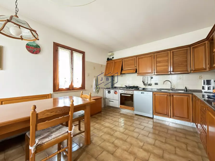 Immagine 3 di Casa bifamiliare in vendita  in Via Pinesi a Ormelle