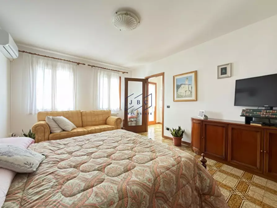 Immagine 12 di Casa bifamiliare in vendita  in Via Pinesi a Ormelle