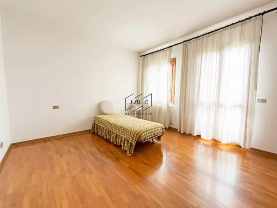 Immagine 15 di Casa bifamiliare in vendita  in Via Pinesi a Ormelle