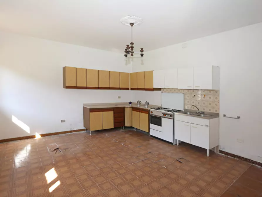 Immagine 15 di Casa indipendente in vendita  in via monti a Barbarano Mossano