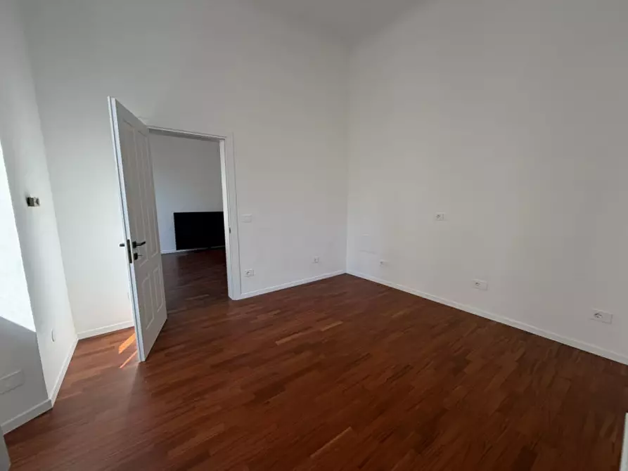 Immagine 4 di Appartamento in vendita  in Corso Garibaldi a Ancona