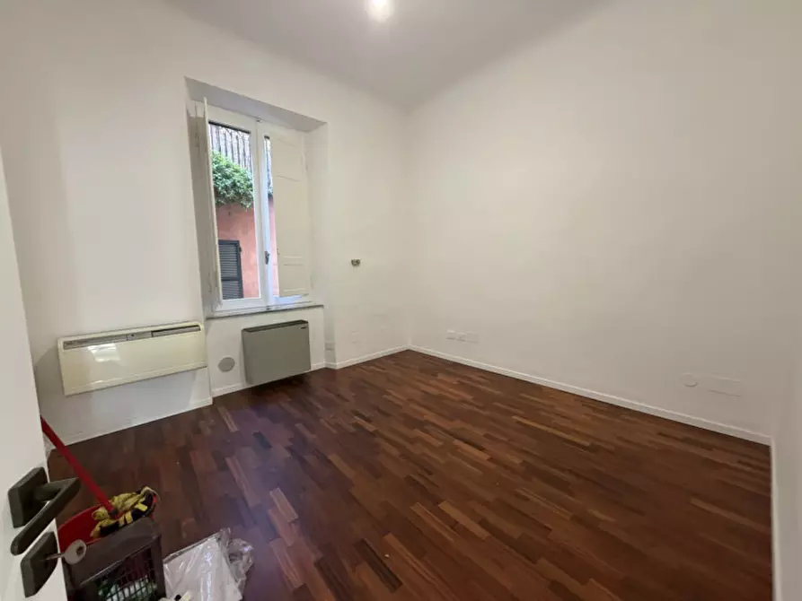 Immagine 8 di Appartamento in vendita  in Corso Garibaldi a Ancona