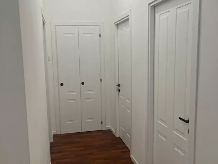 Immagine 21 di Appartamento in vendita  in Corso Garibaldi a Ancona