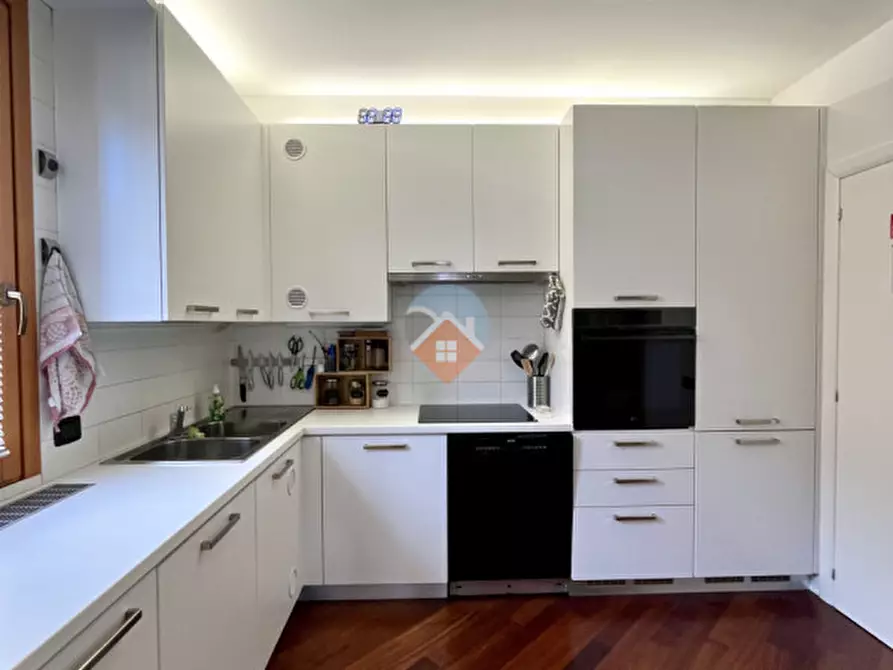 Immagine 15 di Appartamento in vendita  in Via della Capitania 7 a Mori