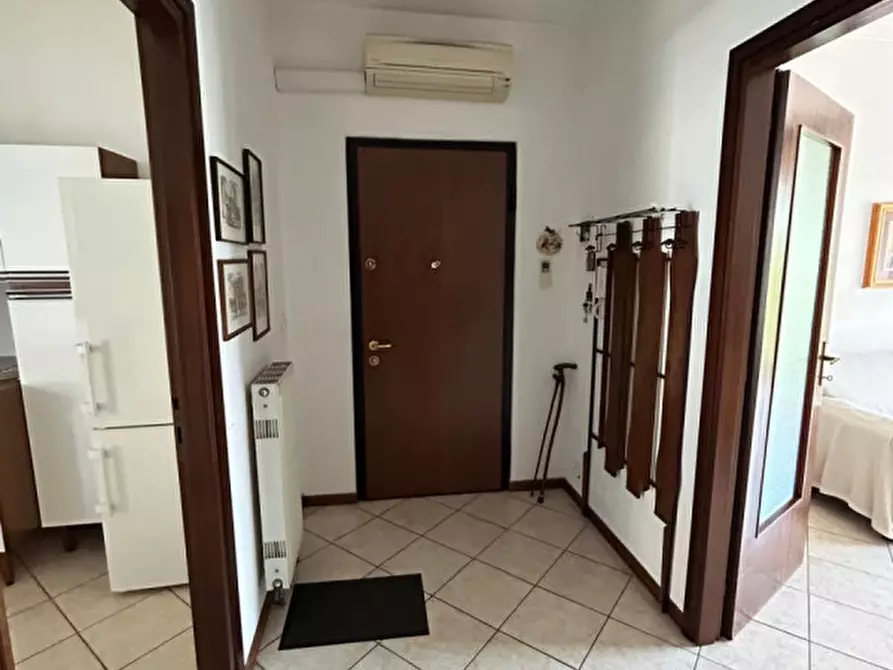 Immagine 6 di Appartamento in vendita  in VIA MONREALE a Verona