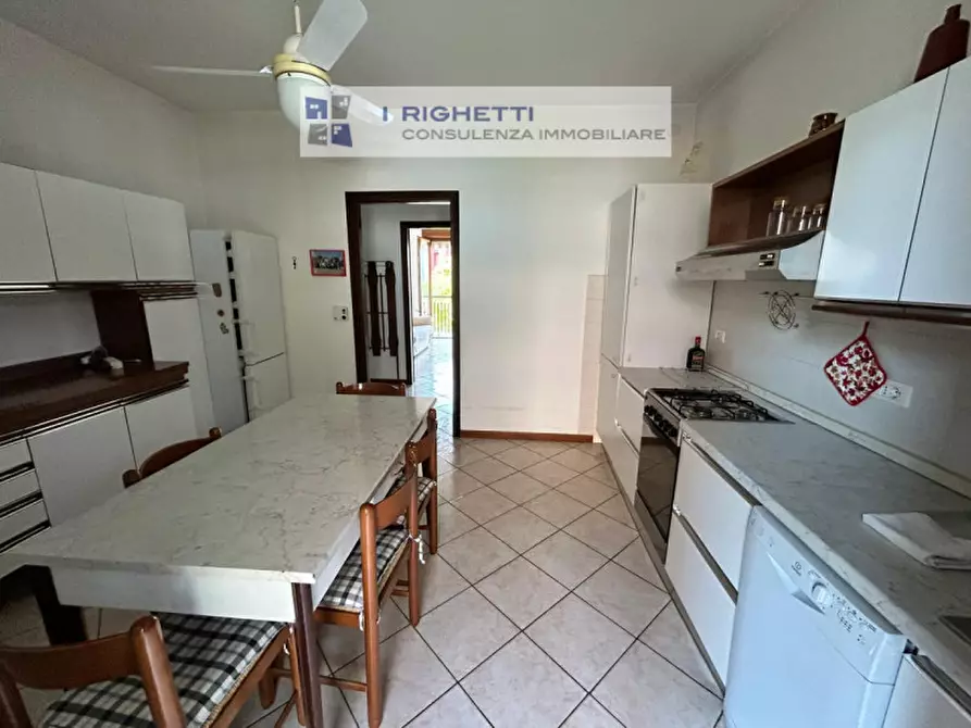 Immagine 8 di Appartamento in vendita  in VIA MONREALE a Verona