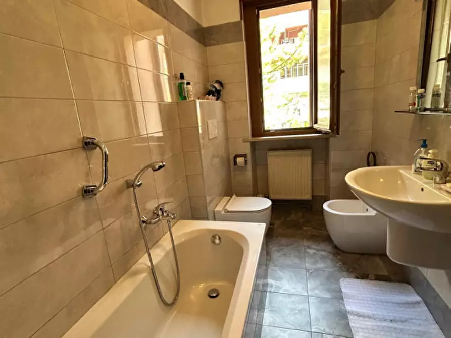 Immagine 10 di Appartamento in vendita  in VIA MONREALE a Verona