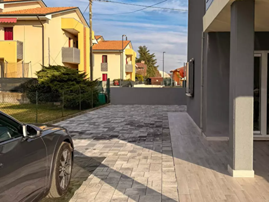 Immagine 19 di Casa bifamiliare in vendita  in Via Trieste a Trevignano