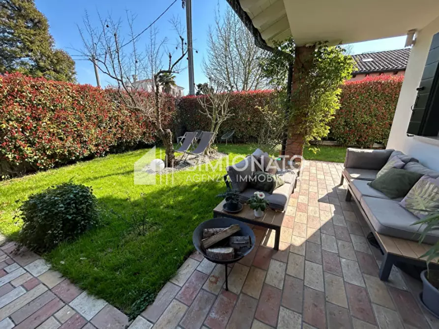 Immagine 7 di Casa bifamiliare in vendita  in Via Fratelli Rosselli a Martellago