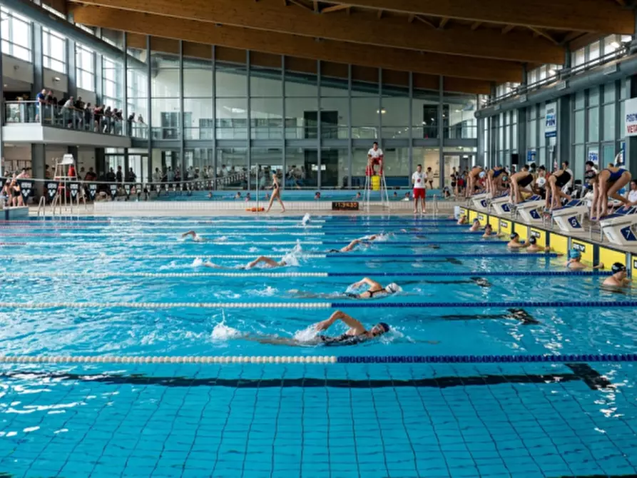 Immagine 1 di Capannone industriale in vendita  in VIA Fiume a Verona