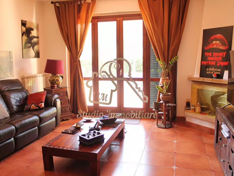 Immagine 4 di Casa bifamiliare in affitto  in Via Terre dei Consoli, 1 a Monterosi