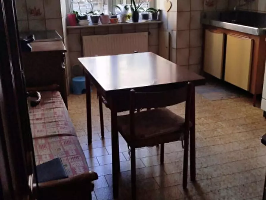 Immagine 4 di Appartamento in vendita  in V. Colombo, 16121 a Genova