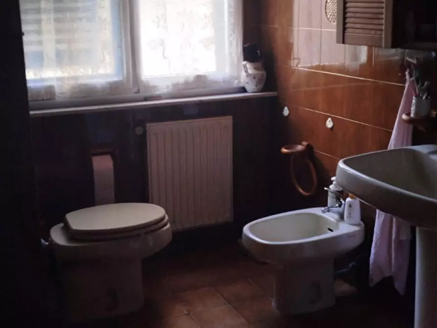 Immagine 5 di Appartamento in vendita  in V. Colombo, 16121 a Genova